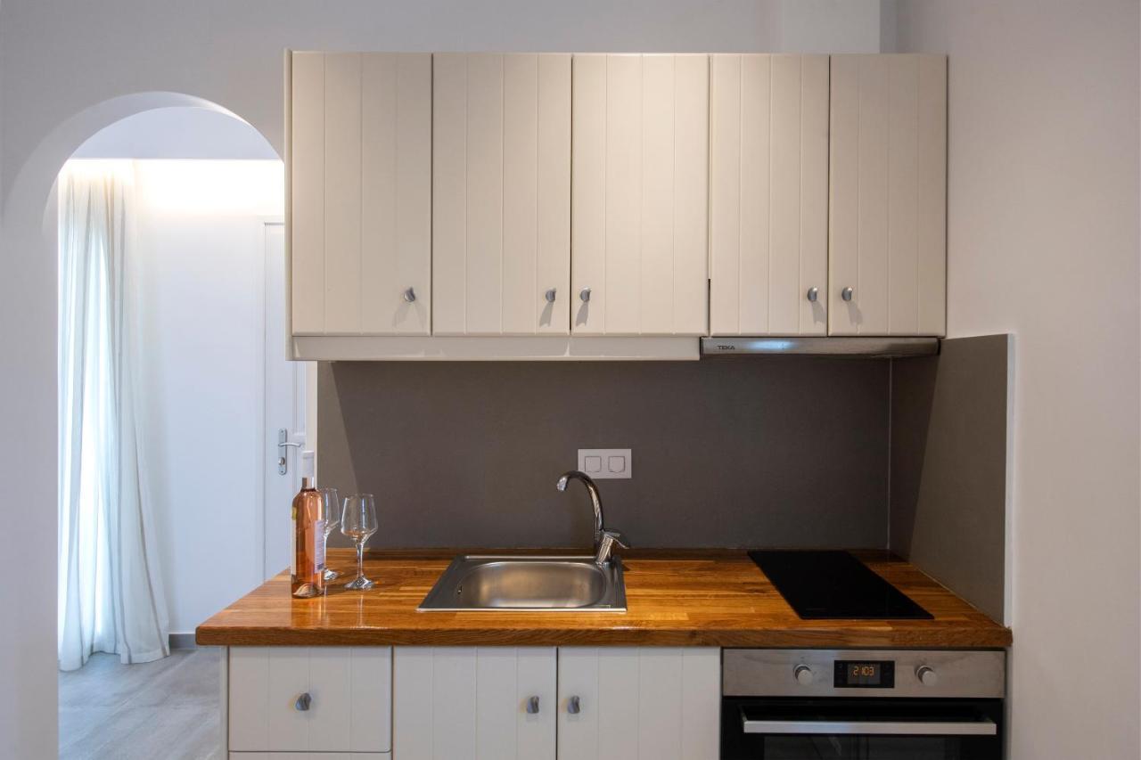 Corina Studios-Apartments Nausa Exteriér fotografie